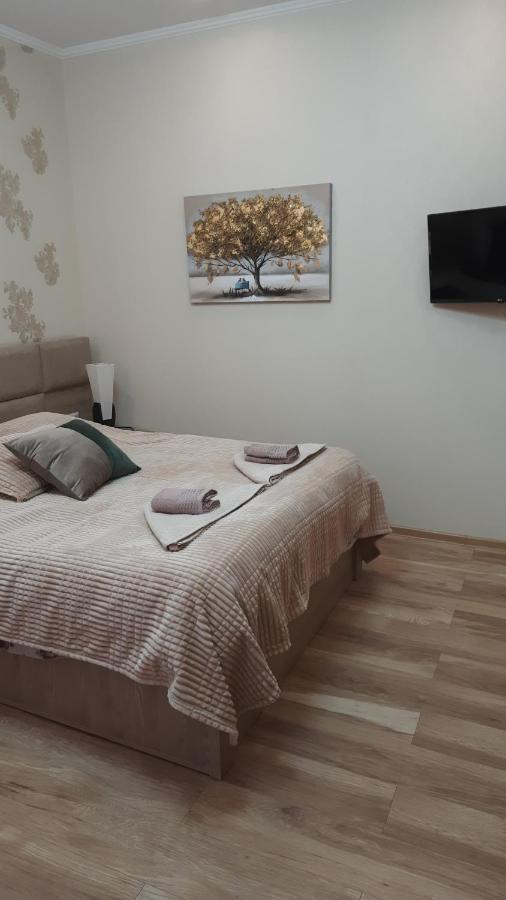 Apartment Three Bedroom In Saburtalo Tbilisi Exterior photo